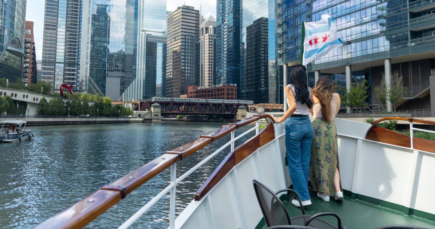 Chicago Architecture Center River Cruise Aboard Chicago's First Lady